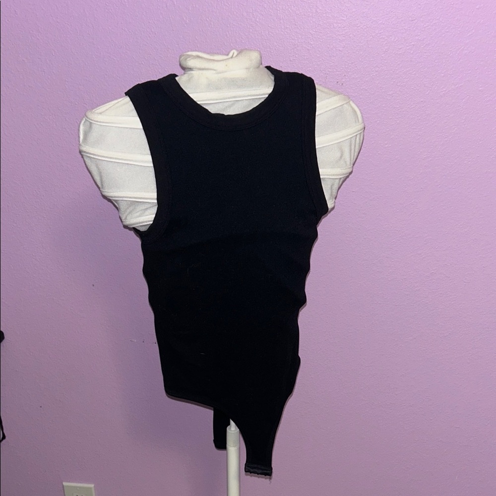 Sleek Black Sleeveless Bodysuit